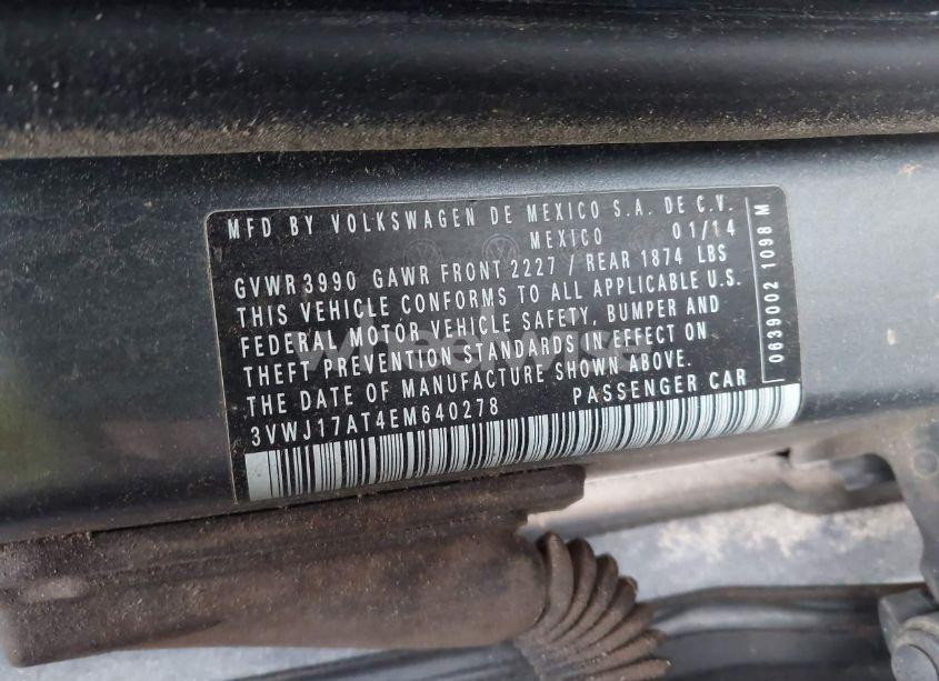 Photo 9 of 2014 Volkswagen Beetle 1.8T (VIN 3VWJ17AT4EM640278)