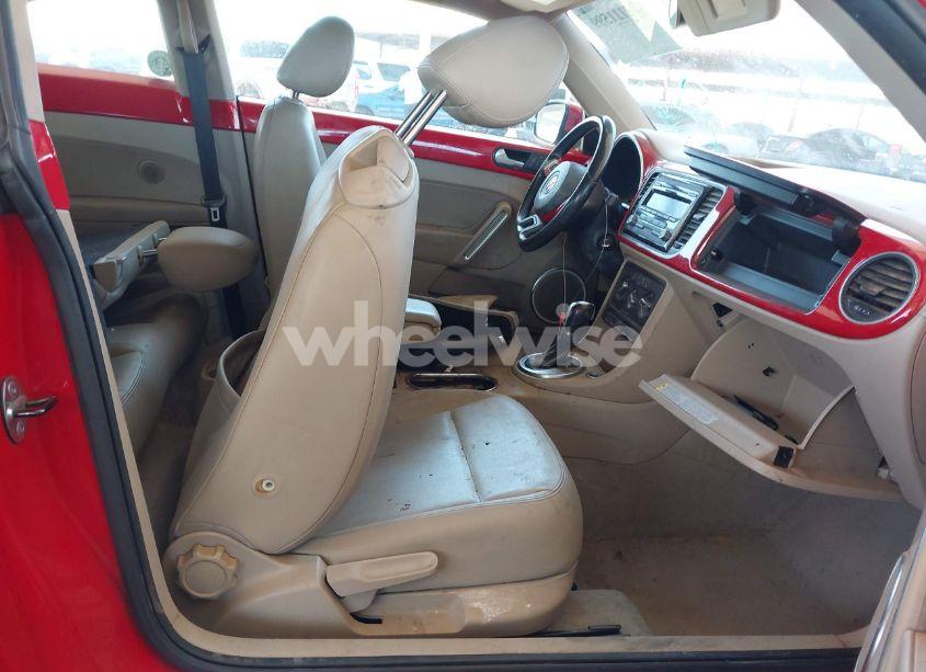 Photo 5 of 2014 Volkswagen Beetle 1.8T (VIN 3VWJ17AT7EM662999)