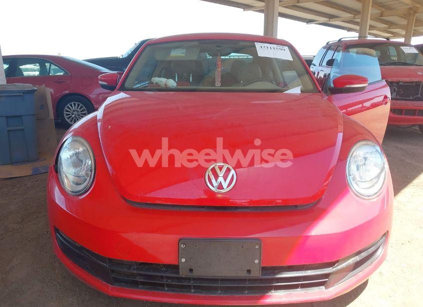 Photo 6 of 2014 Volkswagen Beetle 1.8T (VIN 3VWJ17AT7EM662999)