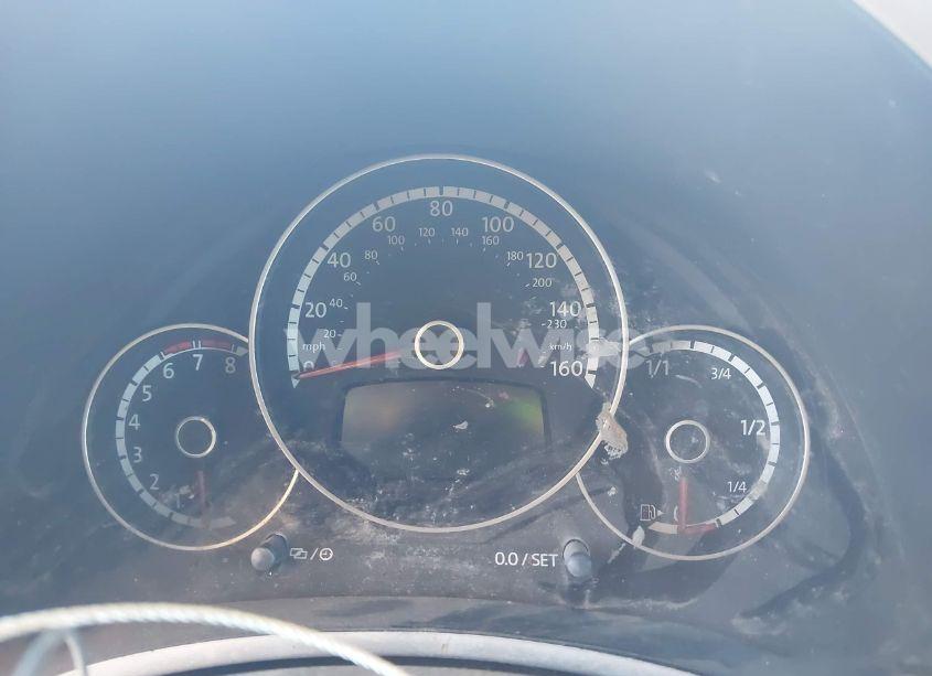 Photo 7 of 2014 Volkswagen Beetle 1.8T (VIN 3VWJ17AT7EM662999)