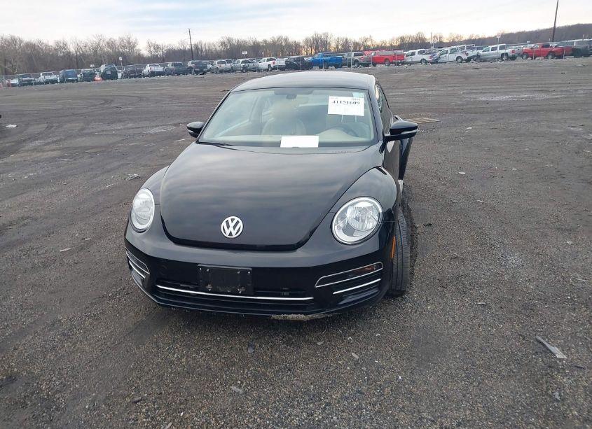 Photo 12 of 2017 Volkswagen Beetle 1.8T SE/1.8T SEL (VIN 3VWJ17AT7HM628906)