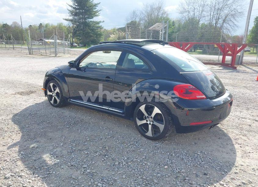 Photo 3 of 2014 Volkswagen Beetle 1.8T (VIN 3VWJ17ATXEM665198)