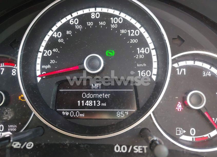 Photo 7 of 2014 Volkswagen Beetle 1.8T (VIN 3VWJ17ATXEM665198)