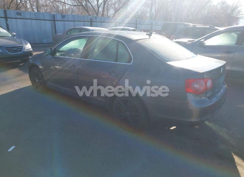 Photo 3 of 2007 Volkswagen Jetta 2.5 (VIN 3VWJF71K97M021624)