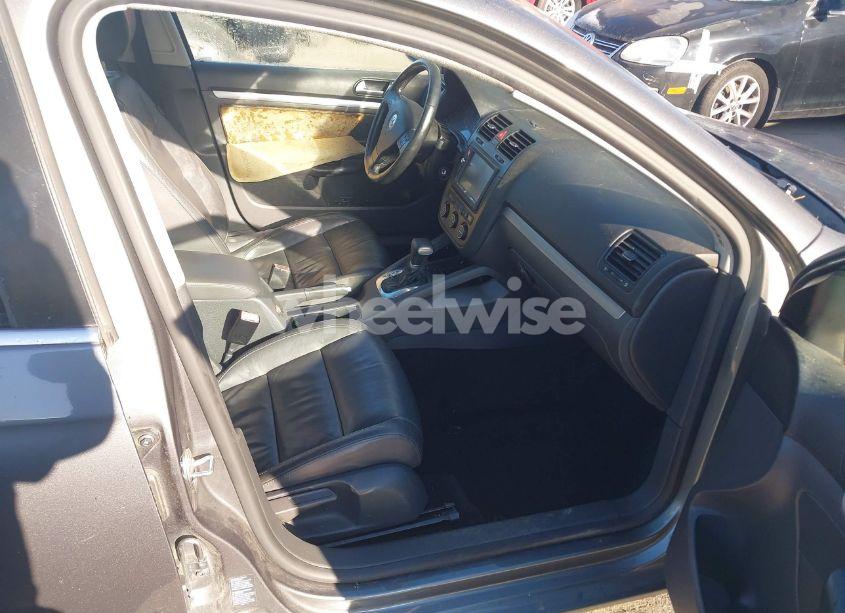 Photo 5 of 2007 Volkswagen Jetta 2.5 (VIN 3VWJF71K97M021624)