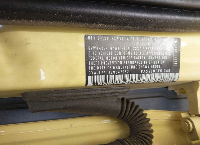 Photo 9 of 2014 Volkswagen Beetle 2.0L TDI (VIN 3VWJL7AT2EM647952)