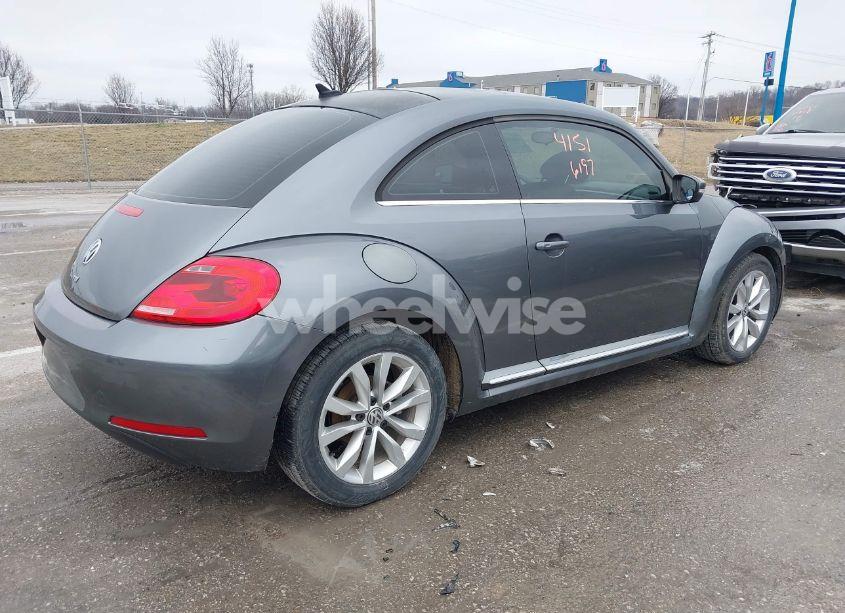 Photo 4 of 2013 Volkswagen Beetle 2.0L TDI (VIN 3VWJL7AT4DM664721)