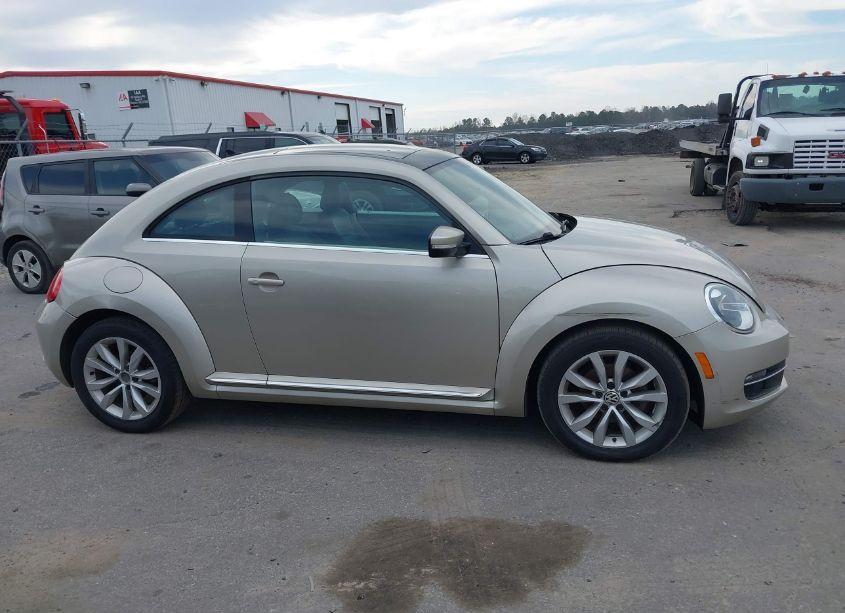 Photo 14 of 2013 Volkswagen Beetle 2.0L TDI (VIN 3VWJL7AT7DM690780)