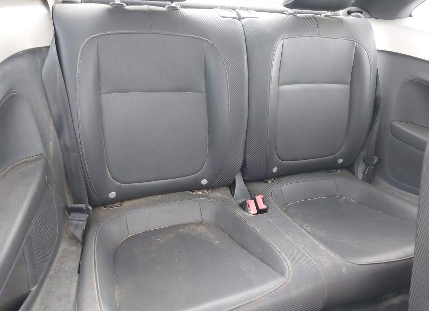 Photo 8 of 2013 Volkswagen Beetle 2.0L TDI (VIN 3VWJL7AT7DM690780)