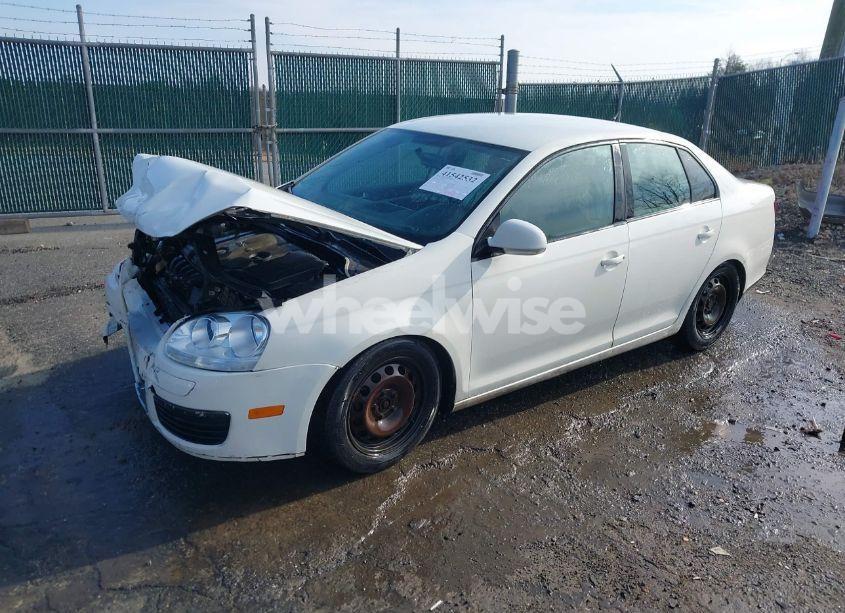 Photo 2 of 2008 Volkswagen Jetta S (VIN 3VWJM71K18M012164)