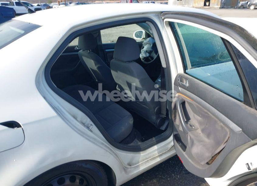 Photo 8 of 2008 Volkswagen Jetta S (VIN 3VWJM71K18M012164)