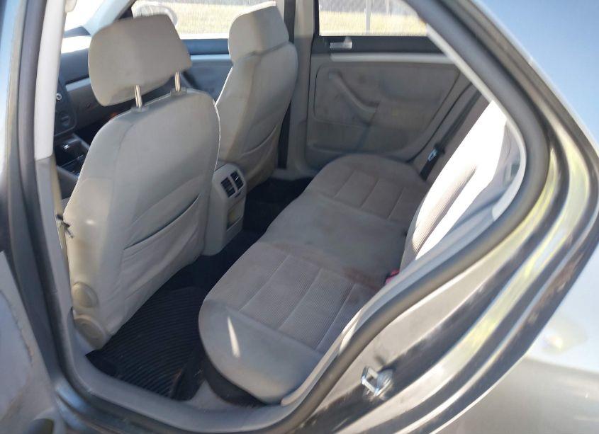 Photo 8 of 2009 Volkswagen Jetta S (VIN 3VWJM71K79M133007)