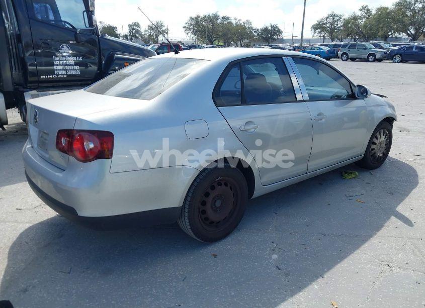 Photo 4 of 2008 Volkswagen Jetta S (VIN 3VWJM71K88M052256)