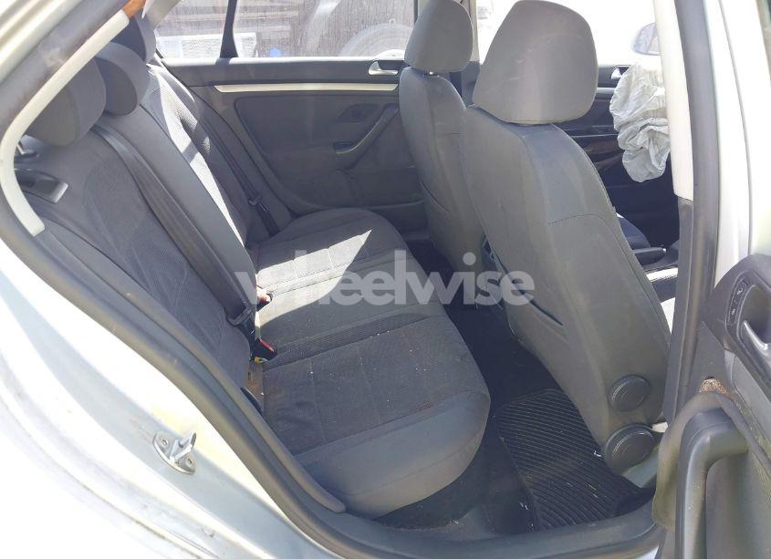 Photo 8 of 2008 Volkswagen Jetta S (VIN 3VWJM71K88M052256)