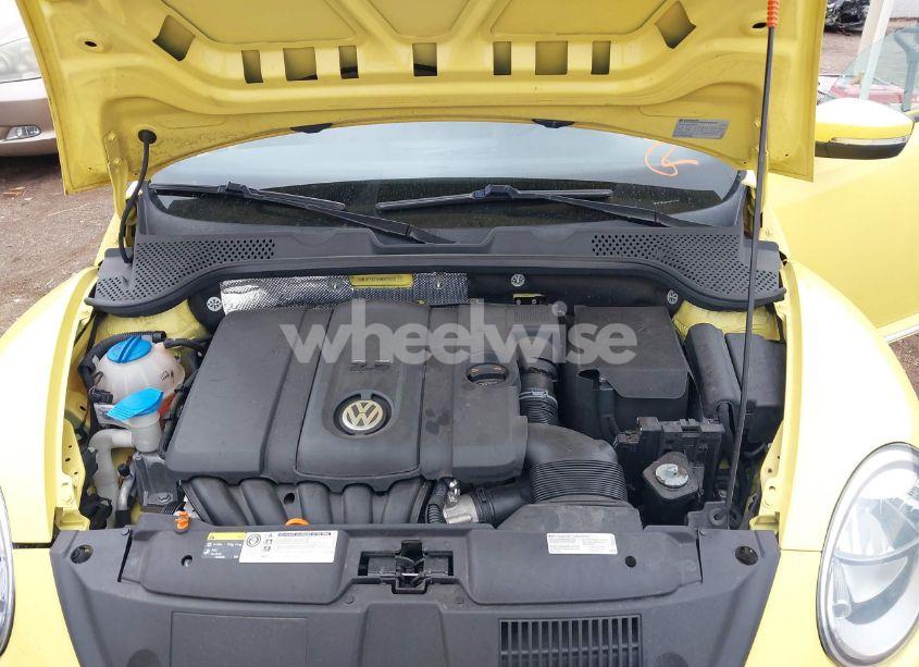 Photo 10 of 2013 Volkswagen Beetle 2.5L (VIN 3VWJP7AT0DM663439)