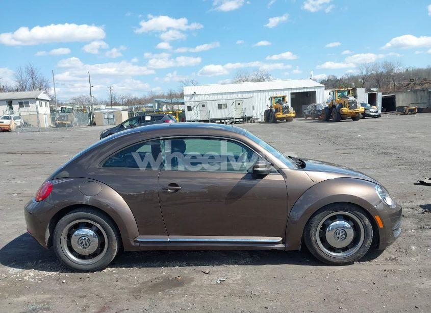 Photo 13 of 2013 Volkswagen Beetle 2.5L (VIN 3VWJP7AT1DM601306)
