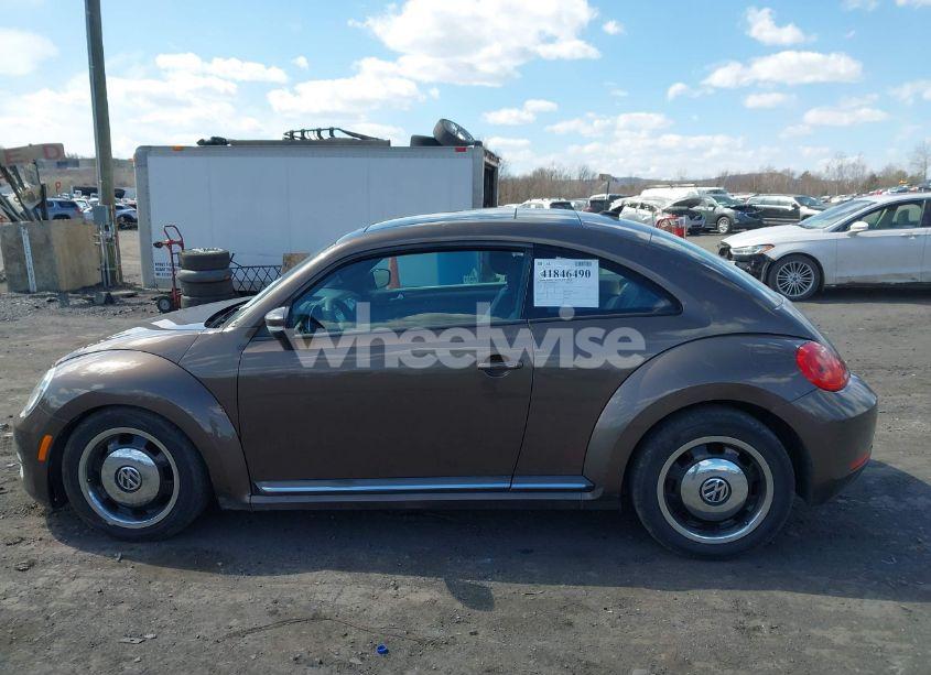 Photo 14 of 2013 Volkswagen Beetle 2.5L (VIN 3VWJP7AT1DM601306)