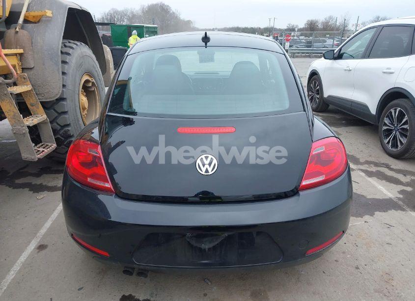 Photo 16 of 2013 Volkswagen Beetle 2.5L (VIN 3VWJP7AT1DM612032)