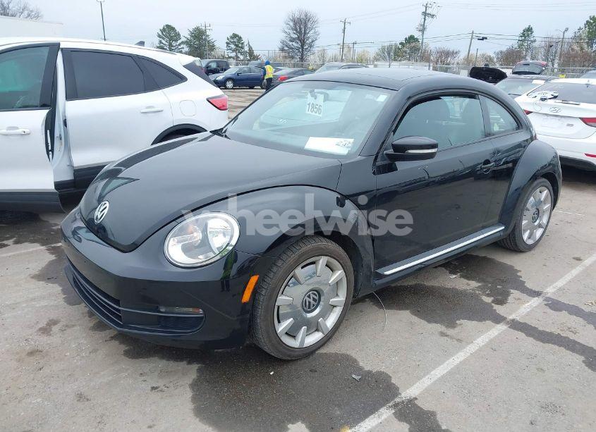 Photo 2 of 2013 Volkswagen Beetle 2.5L (VIN 3VWJP7AT1DM612032)