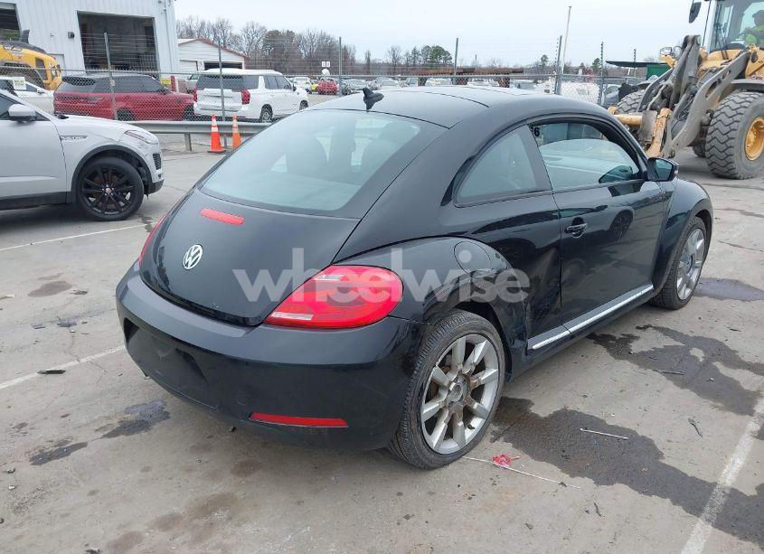 Photo 4 of 2013 Volkswagen Beetle 2.5L (VIN 3VWJP7AT1DM612032)