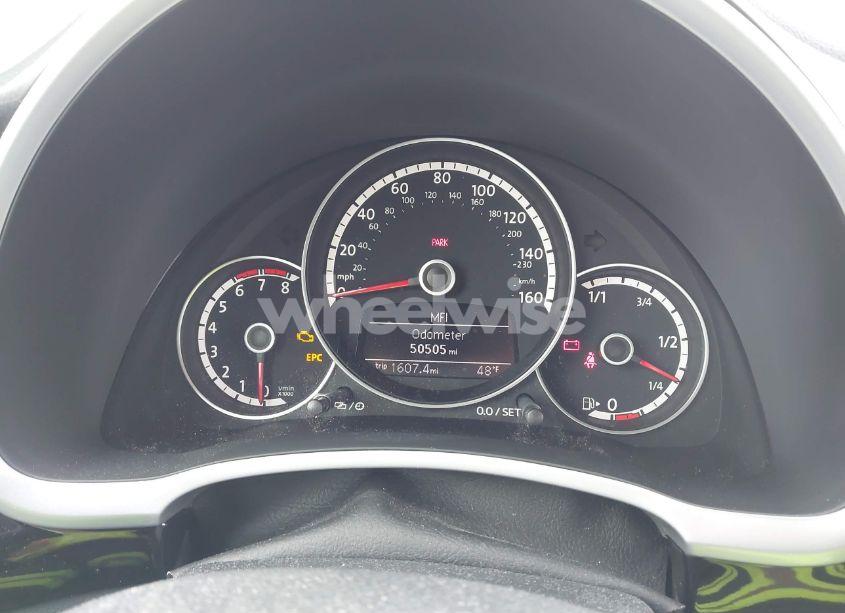 Photo 7 of 2013 Volkswagen Beetle 2.5L (VIN 3VWJP7AT1DM612032)