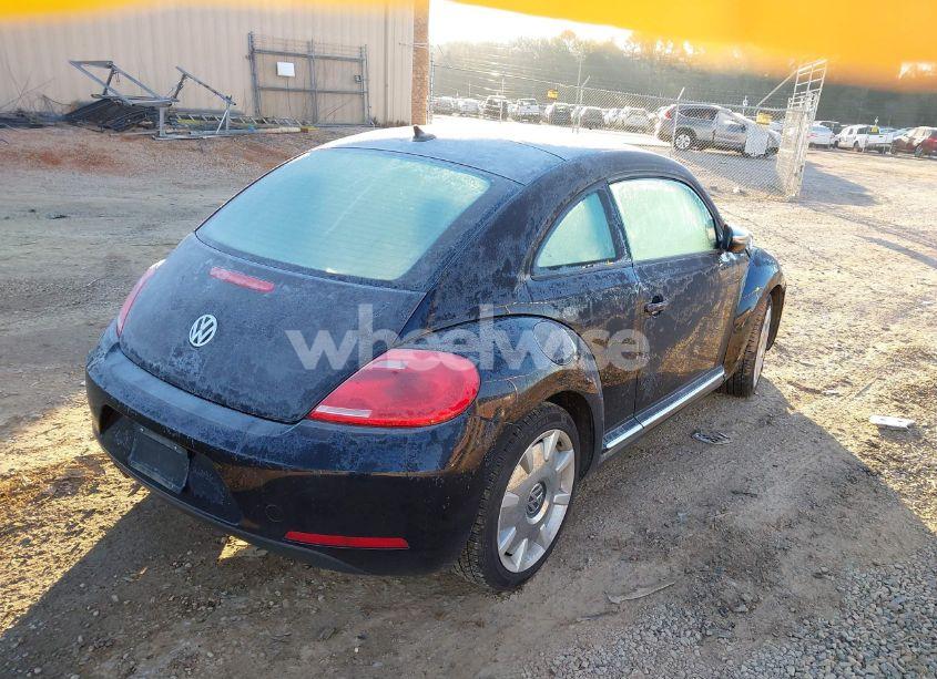 Photo 4 of 2013 Volkswagen Beetle 2.5L/2.5L FENDER EDITION (VIN 3VWJP7AT1DM657195)