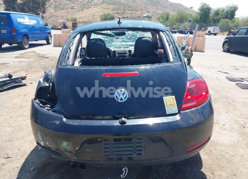 Photo 16 of 2013 Volkswagen Beetle 2.5L (VIN 3VWJP7AT2DM670635)