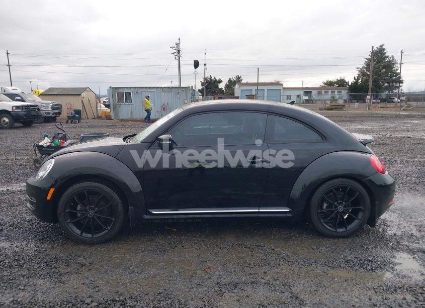 Photo 14 of 2014 Volkswagen Beetle 2.5L (VIN 3VWJP7AT3EM608906)