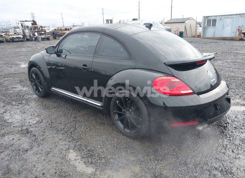 Photo 3 of 2014 Volkswagen Beetle 2.5L (VIN 3VWJP7AT3EM608906)