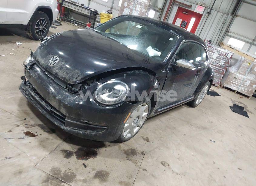 Photo 2 of 2013 Volkswagen Beetle 2.5L FENDER EDITION (VIN 3VWJP7AT5DM676946)