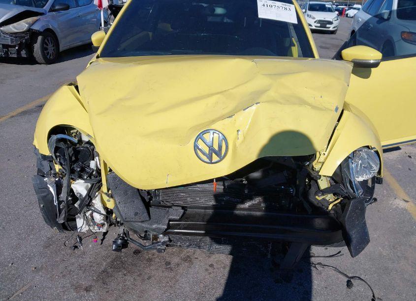 Photo 10 of 2013 Volkswagen Beetle 2.5L (VIN 3VWJP7AT6DM605545)