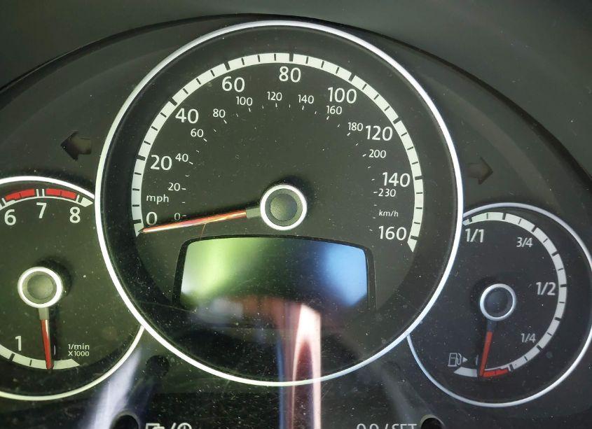 Photo 15 of 2013 Volkswagen Beetle 2.5L (VIN 3VWJP7AT6DM605545)