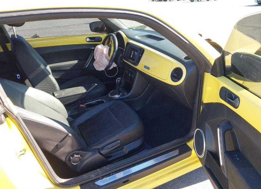 Photo 5 of 2013 Volkswagen Beetle 2.5L (VIN 3VWJP7AT6DM605545)