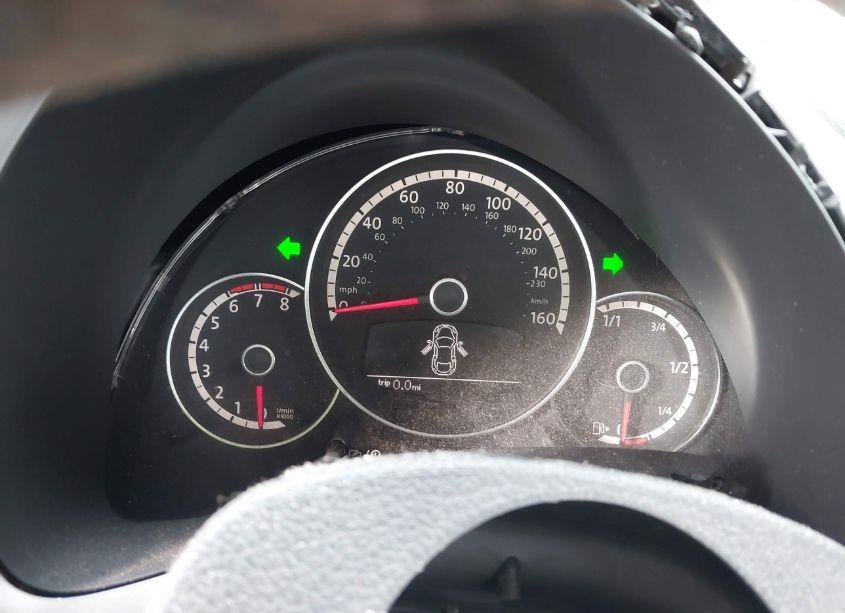 Photo 16 of 2013 Volkswagen Beetle 2.5L FENDER EDITION (VIN 3VWJP7AT6DM682271)