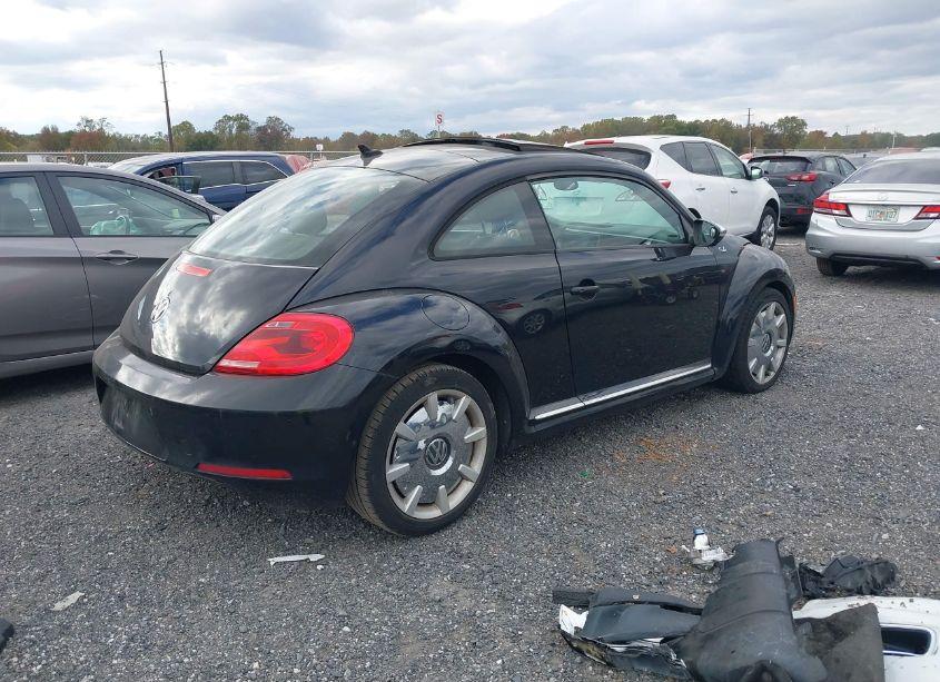Photo 4 of 2013 Volkswagen Beetle 2.5L FENDER EDITION (VIN 3VWJP7AT6DM682271)
