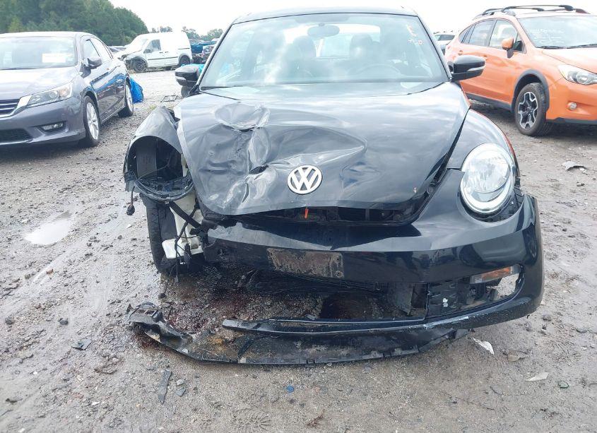 Photo 6 of 2013 Volkswagen Beetle 2.5L (VIN 3VWJP7AT7DM602850)