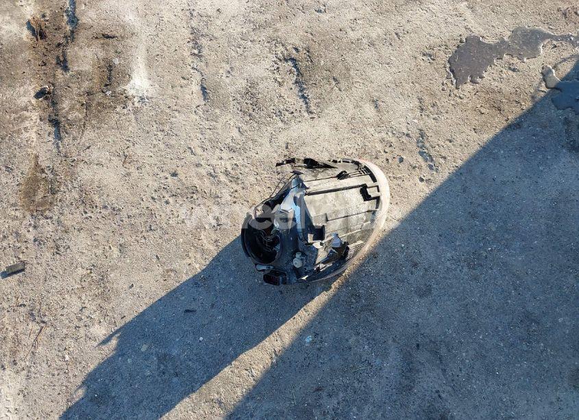 Photo 12 of 2013 Volkswagen Beetle 2.5L (VIN 3VWJP7AT8DM674981)