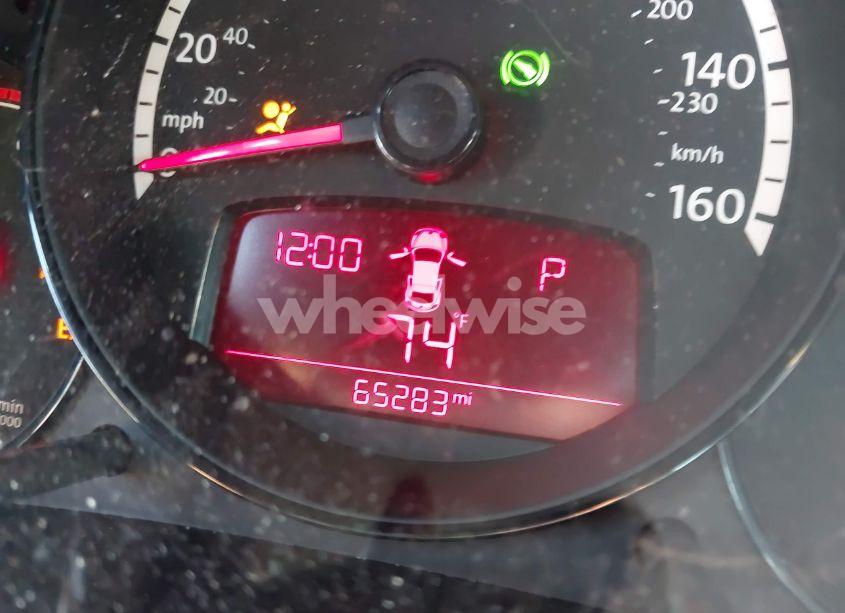 Photo 16 of 2013 Volkswagen Beetle 2.5L (VIN 3VWJP7AT8DM674981)