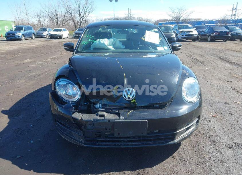 Photo 12 of 2013 Volkswagen Beetle 2.5L (VIN 3VWJP7AT8DM685155)