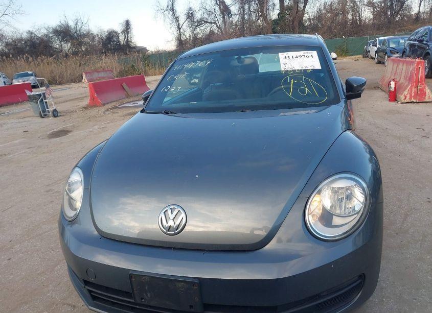 Photo 12 of 2013 Volkswagen Beetle 2.5L (VIN 3VWJP7AT9DM689067)