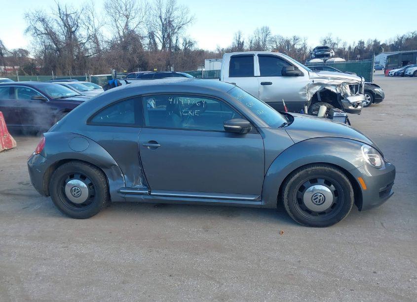 Photo 13 of 2013 Volkswagen Beetle 2.5L (VIN 3VWJP7AT9DM689067)