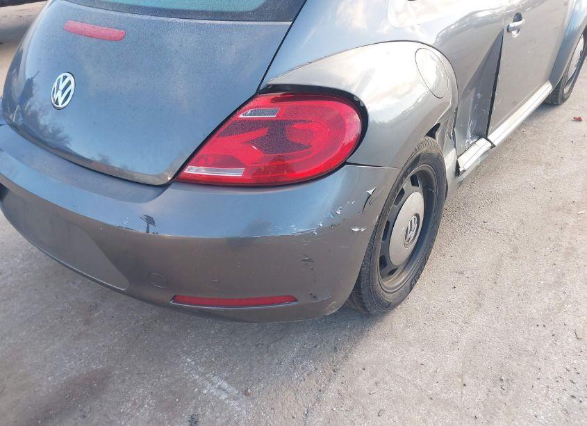 Photo 17 of 2013 Volkswagen Beetle 2.5L (VIN 3VWJP7AT9DM689067)