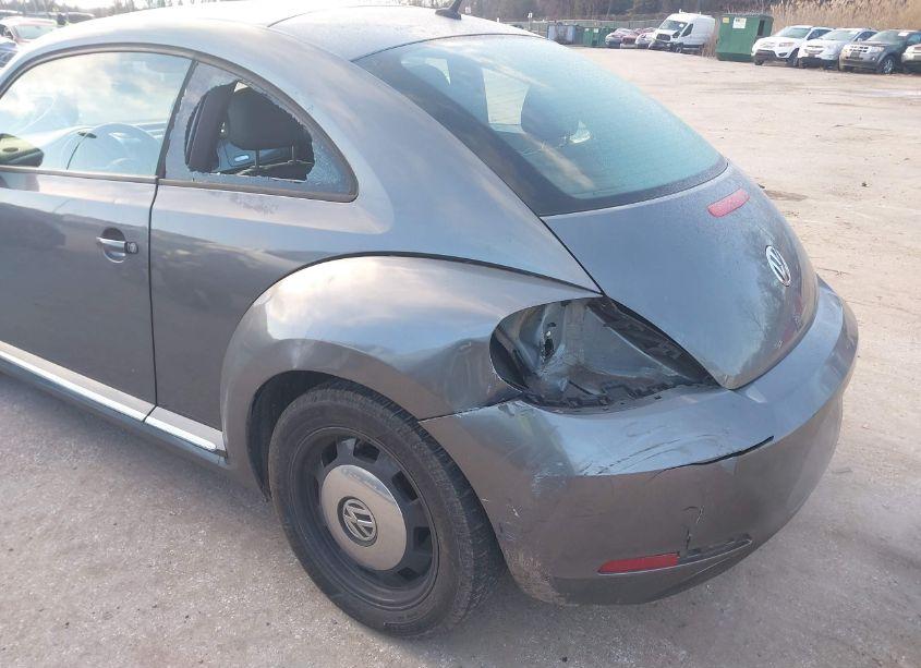 Photo 6 of 2013 Volkswagen Beetle 2.5L (VIN 3VWJP7AT9DM689067)