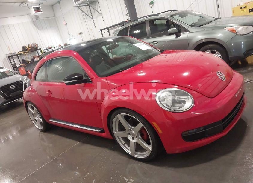 Photo 13 of 2013 Volkswagen Beetle 2.5L (VIN 3VWJP7ATXDM605953)