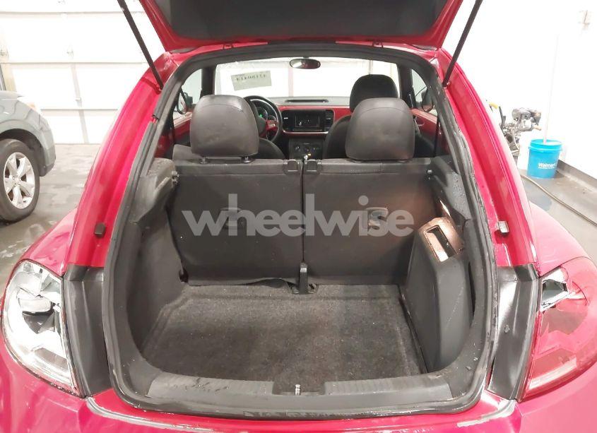 Photo 17 of 2013 Volkswagen Beetle 2.5L (VIN 3VWJP7ATXDM605953)