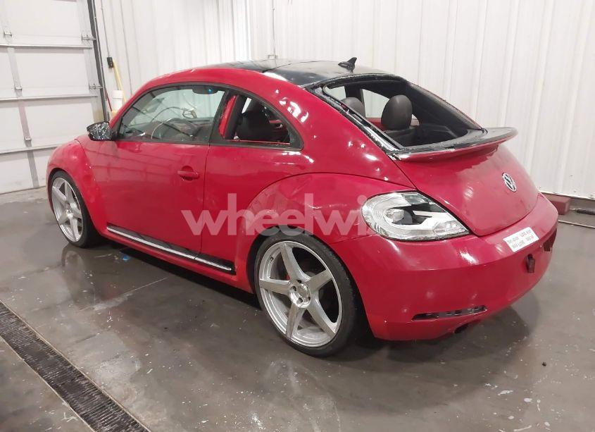 Photo 3 of 2013 Volkswagen Beetle 2.5L (VIN 3VWJP7ATXDM605953)