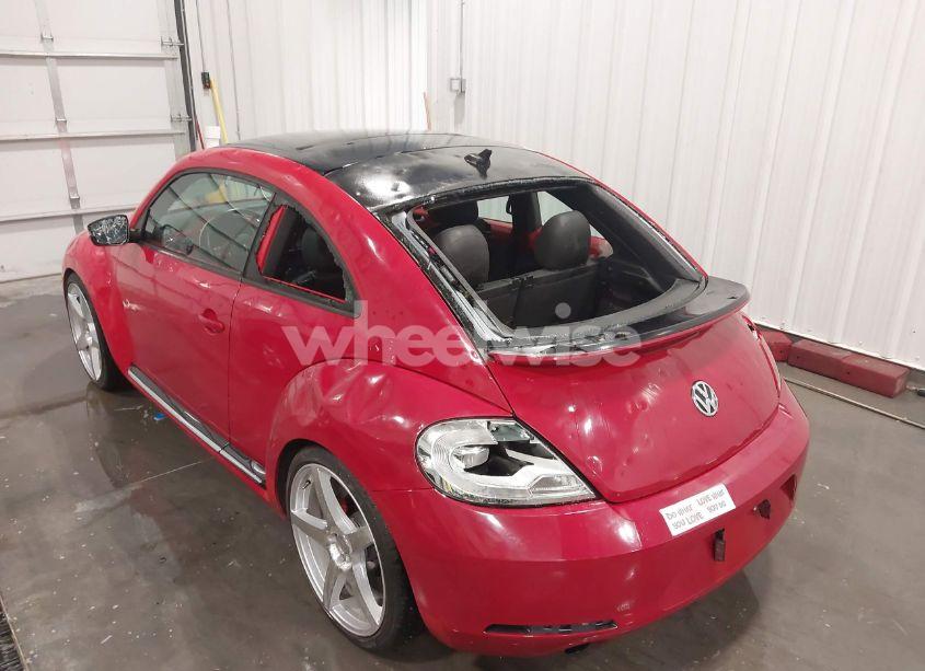 Photo 6 of 2013 Volkswagen Beetle 2.5L (VIN 3VWJP7ATXDM605953)