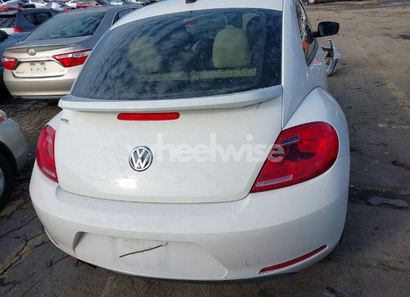 Photo 17 of 2014 Volkswagen Beetle 2.5L (VIN 3VWJP7ATXEM628666)
