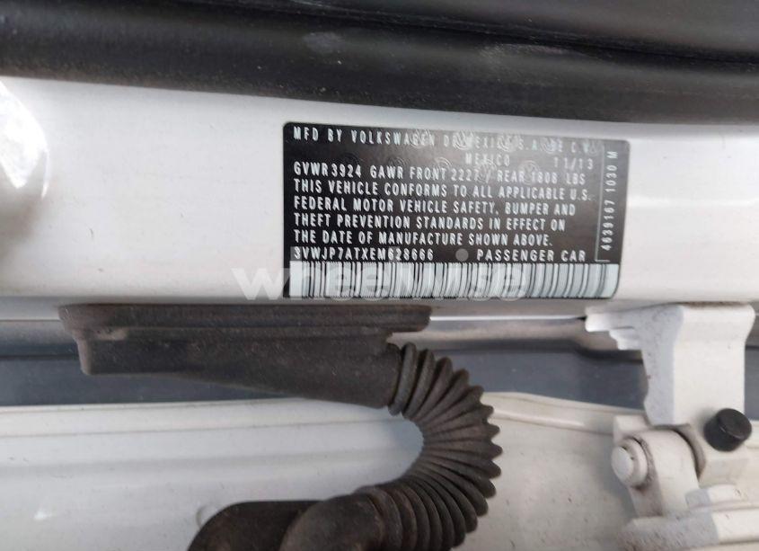 Photo 9 of 2014 Volkswagen Beetle 2.5L (VIN 3VWJP7ATXEM628666)