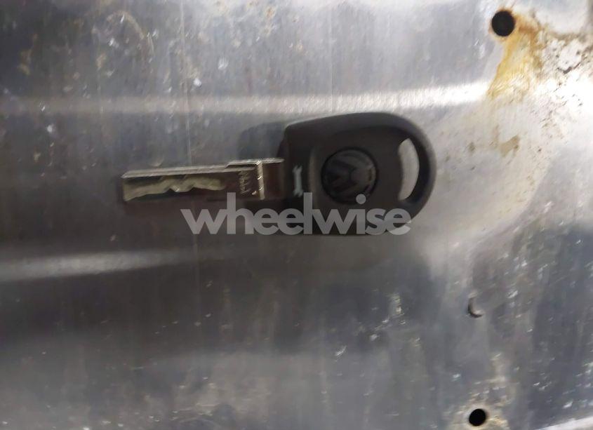 Photo 11 of 2010 Volkswagen Jetta S (VIN 3VWJX7AJ3AM060947)